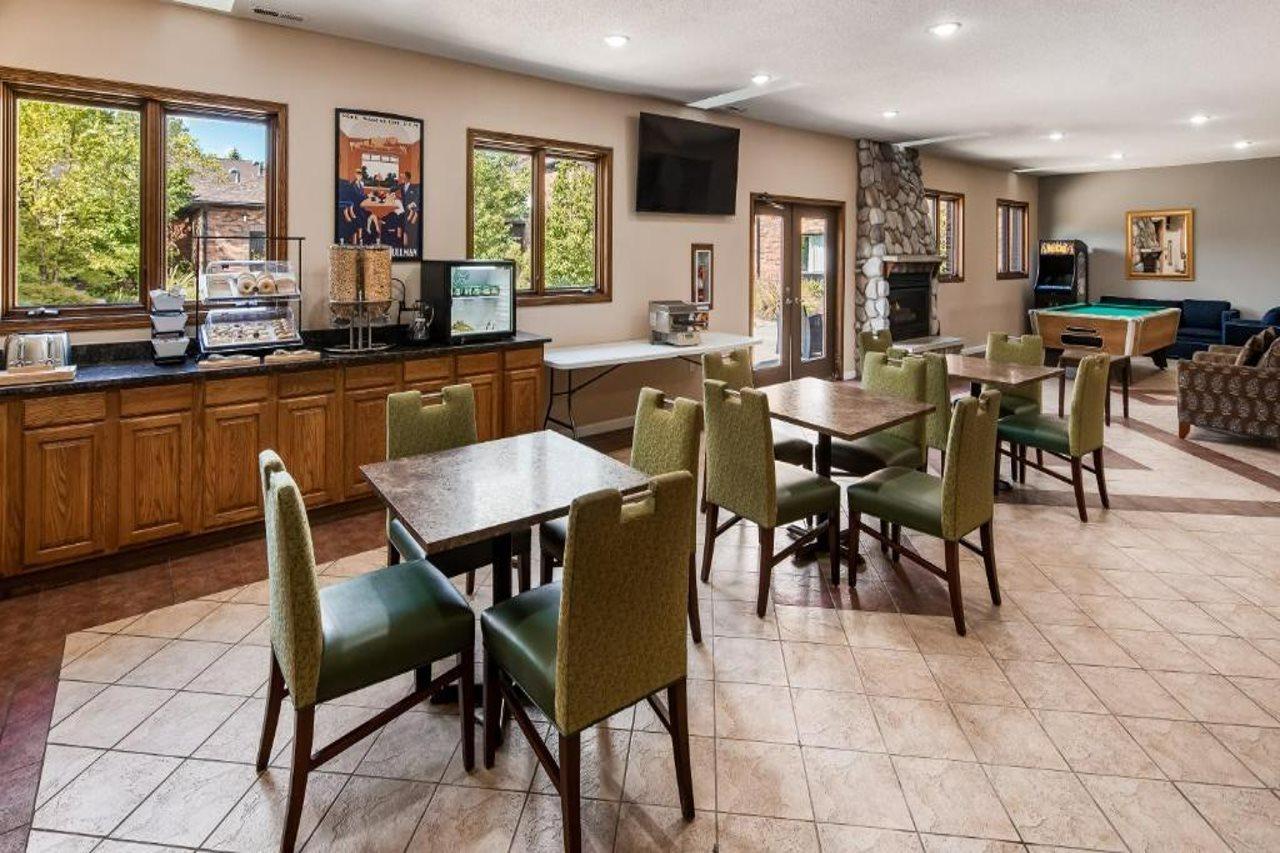 Bliss Point Inn & Suites New Buffalo Exteriör bild